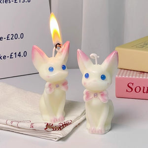 Our Mystic Kitty Cat Soy Wax Scented Candle is inspired by the image of a cute cat, combining the perfect enjoyment of sight and smell. Each candle is carefully designed, full of playfulness and warmth, adding a unique charm to your home space. Whether lit or not, it brings a cheerful atmosphere to your home and becomes a welcoming highlight in any room.