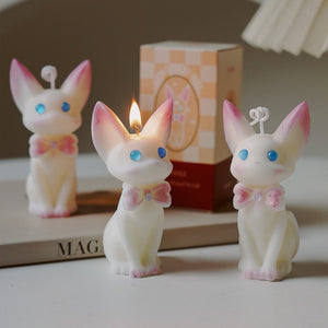 Our Mystic Kitty Cat Soy Wax Scented Candle is inspired by the image of a cute cat, combining the perfect enjoyment of sight and smell. Each candle is carefully designed, full of playfulness and warmth, adding a unique charm to your home space. Whether lit or not, it brings a cheerful atmosphere to your home and becomes a welcoming highlight in any room.