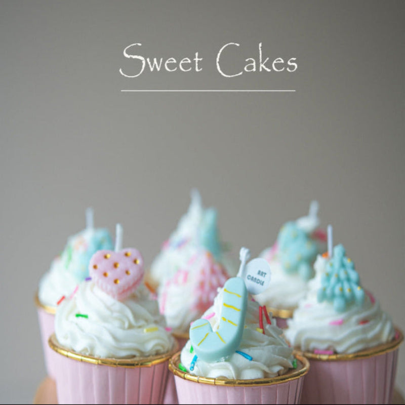 Our Sweet Cupcake Fantasy Soy Wax Candle are presented in exquisite cupcake shapes, bringing visual enjoyment and warm atmosphere. Each candle is carefully designed to be not only a work of art, but also a decoration that can enhance the ambience of any space.